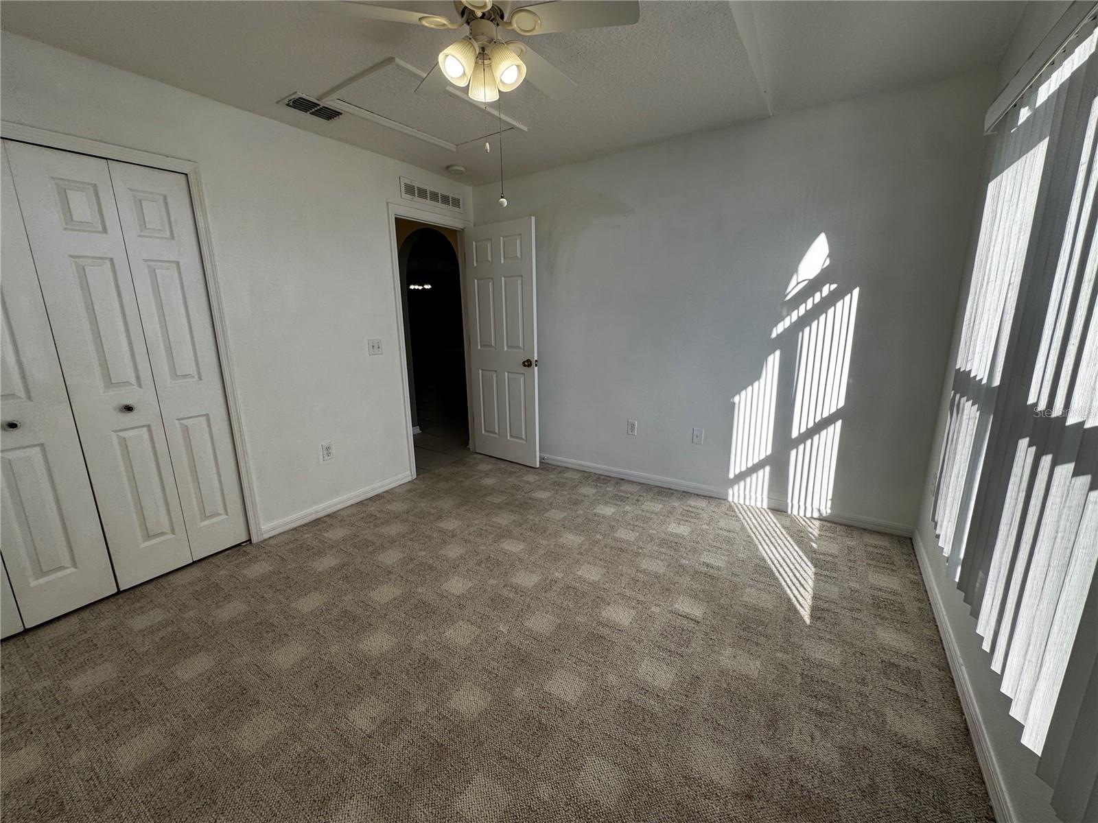 Image 12 of 15 For 1043 Vanderbilt Drive