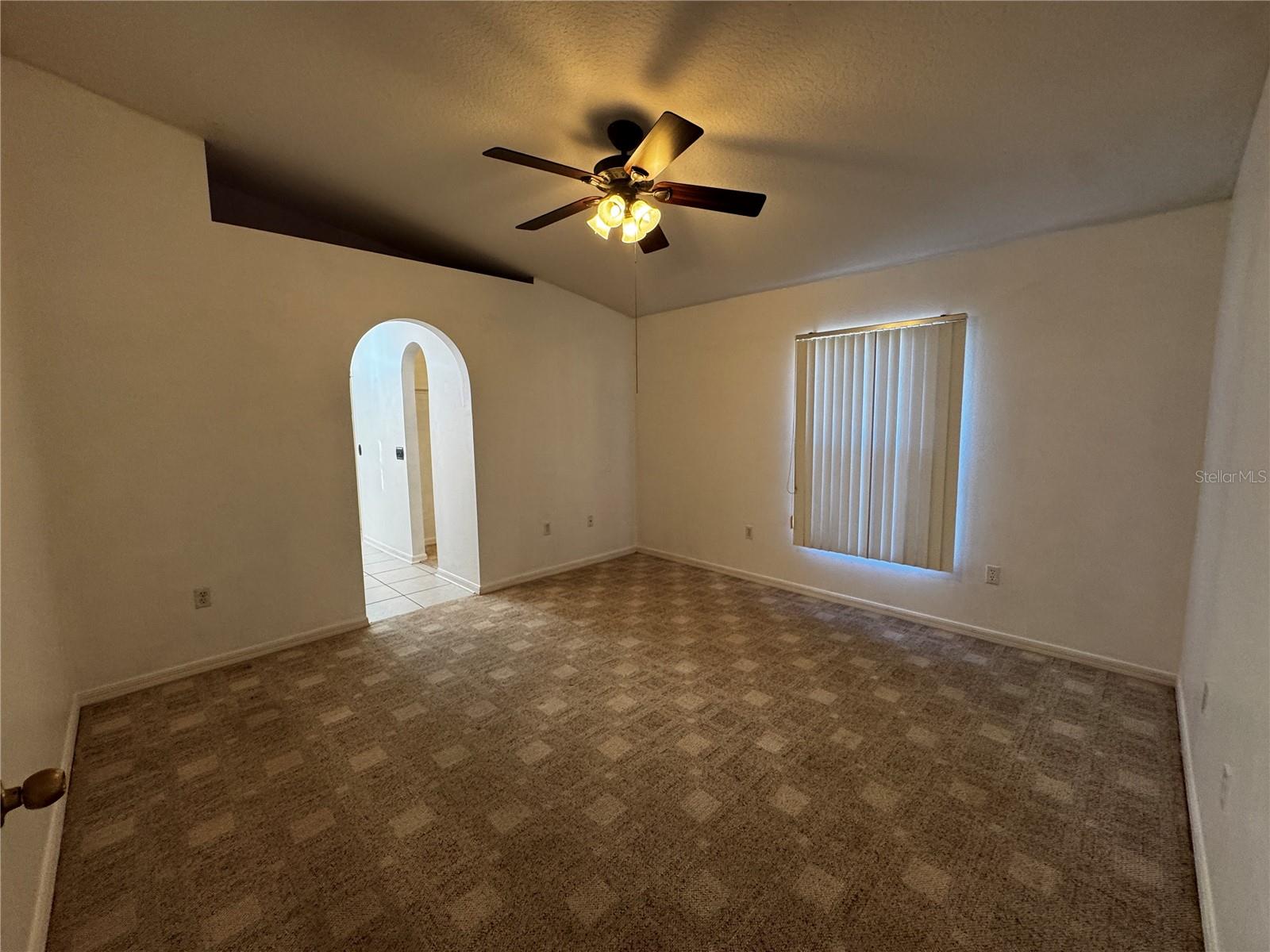 Image 8 of 15 For 1043 Vanderbilt Drive