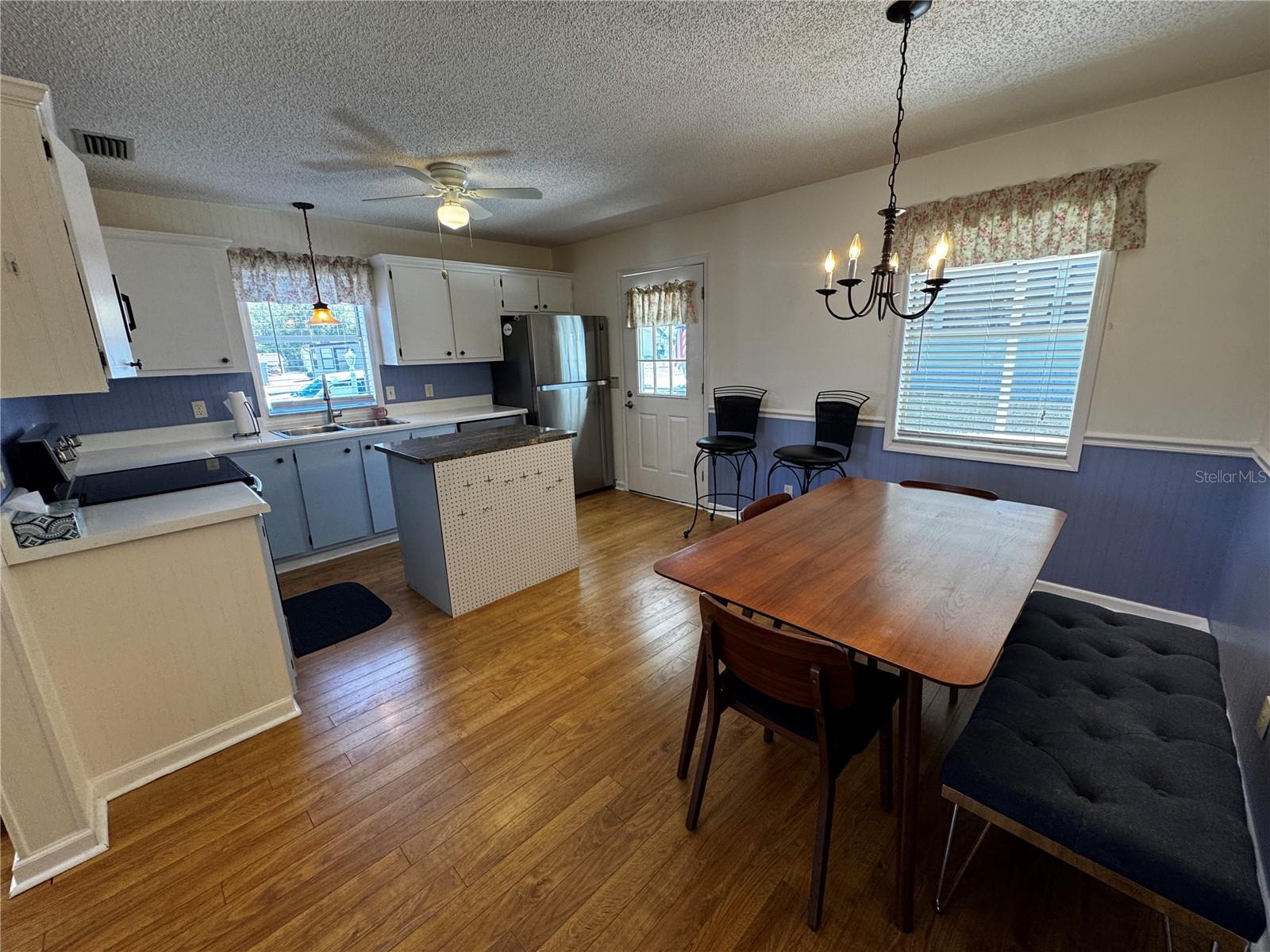 Image 3 of 12 For 1218 Pompano Lane