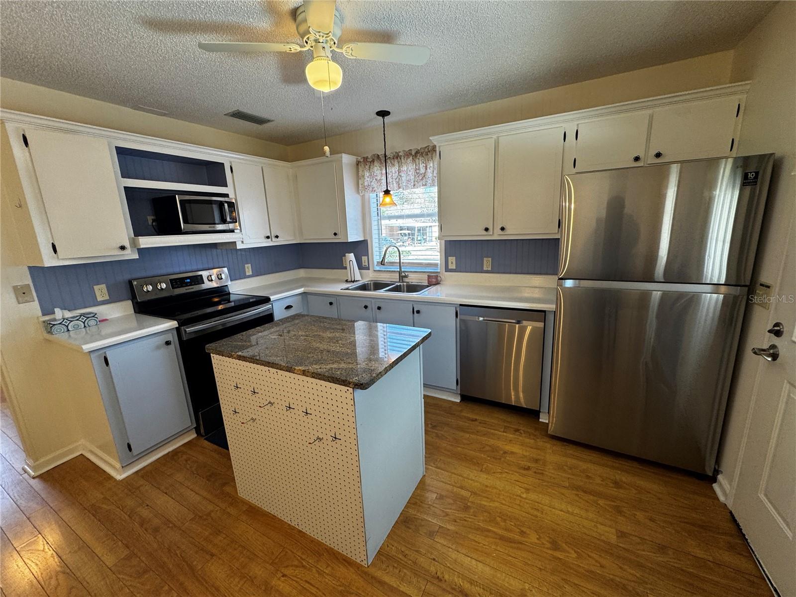 Image 4 of 12 For 1218 Pompano Lane