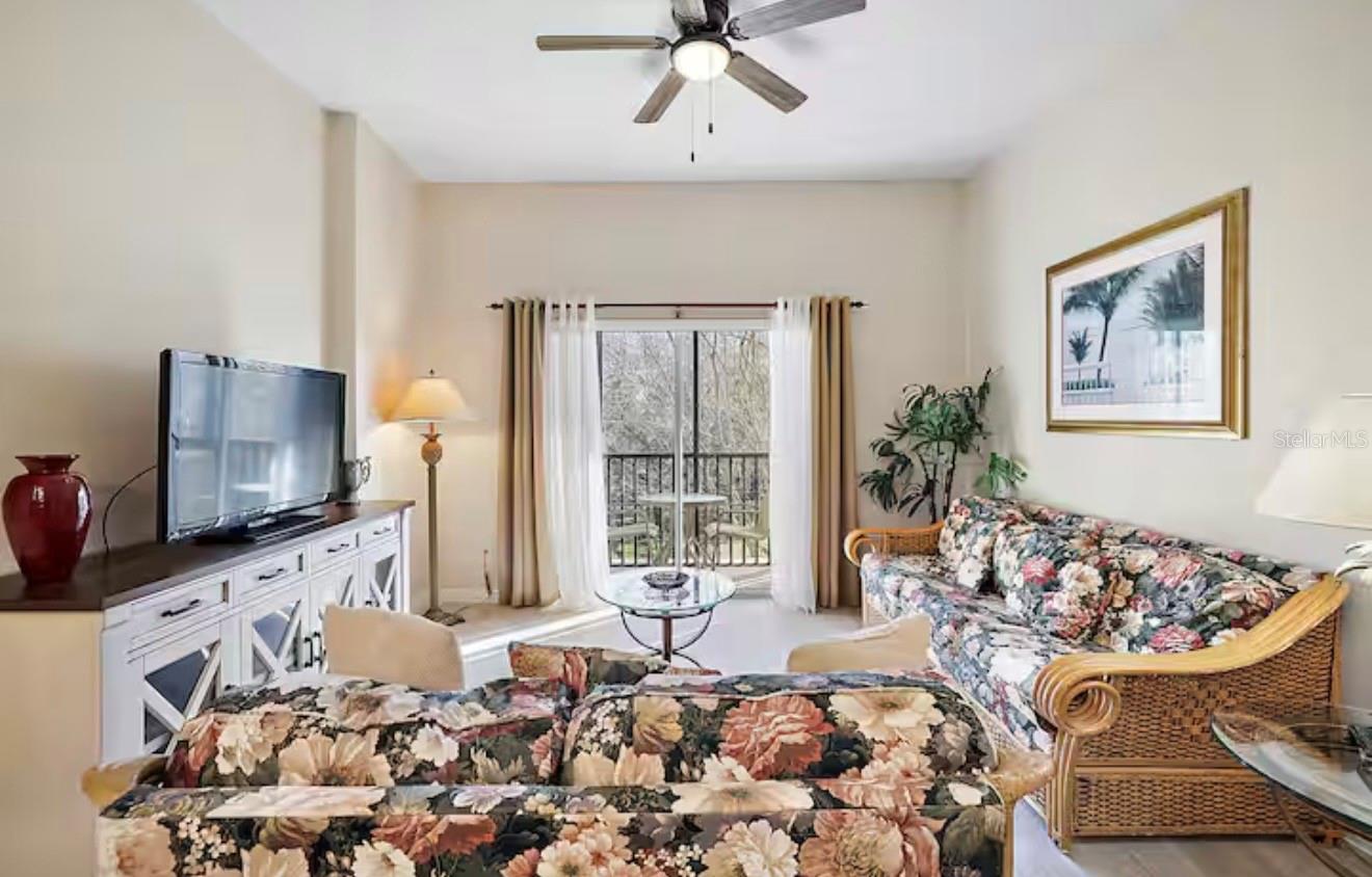 Image 16 of 19 For 408 Lucaya Loop 408