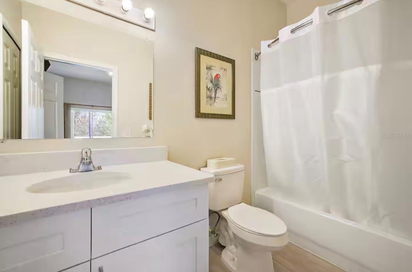 Image 8 of 19 For 408 Lucaya Loop 408