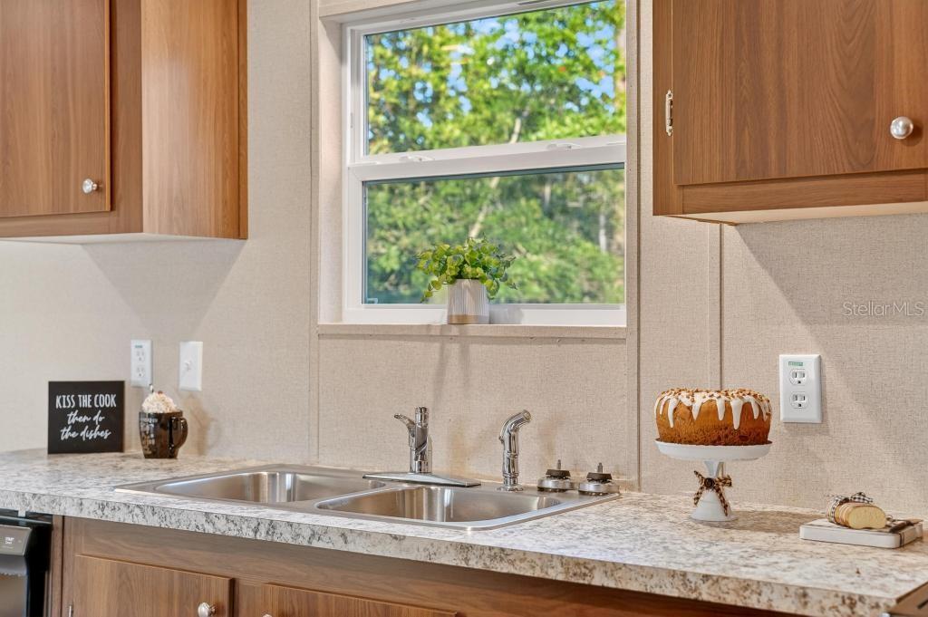 Image 22 of 49 For 43740 Sunset Drive