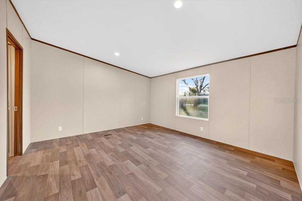 Image 24 of 49 For 43740 Sunset Drive