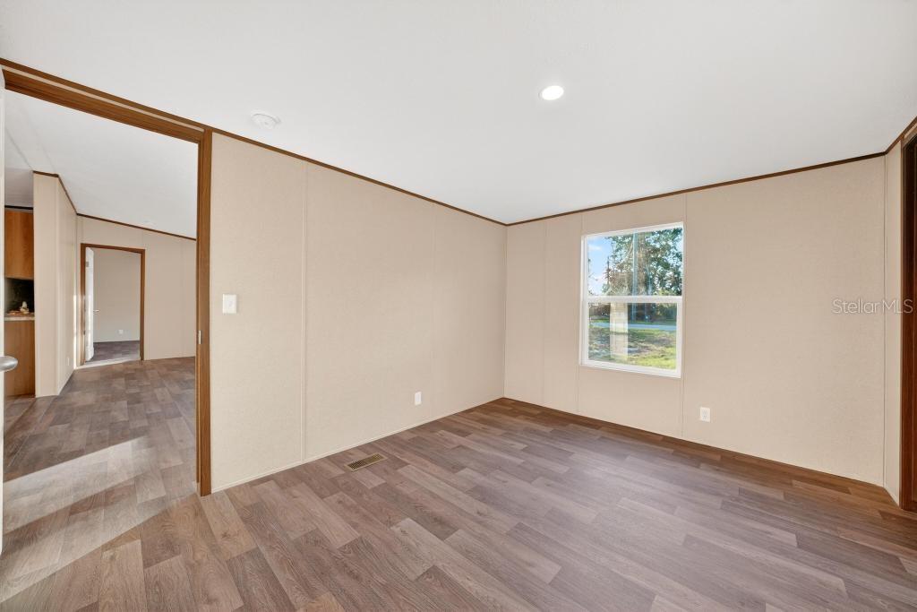 Image 29 of 49 For 43740 Sunset Drive