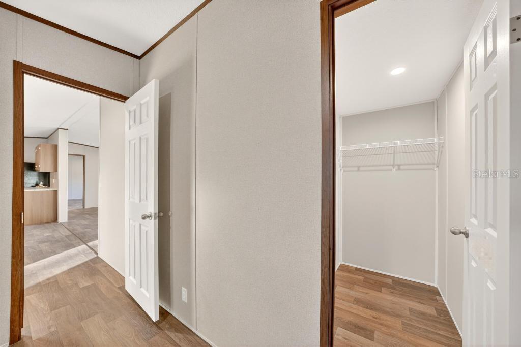 Image 33 of 49 For 43740 Sunset Drive