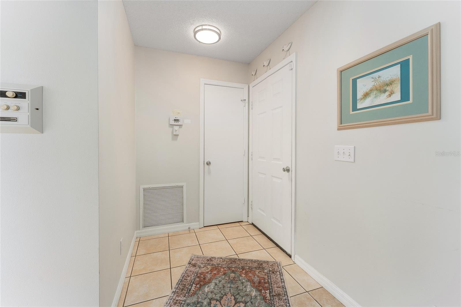 Image 30 of 38 For 807 Alvarado Place