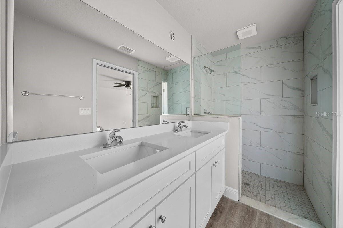 Image 19 of 32 For 3097 Sharpes Drive