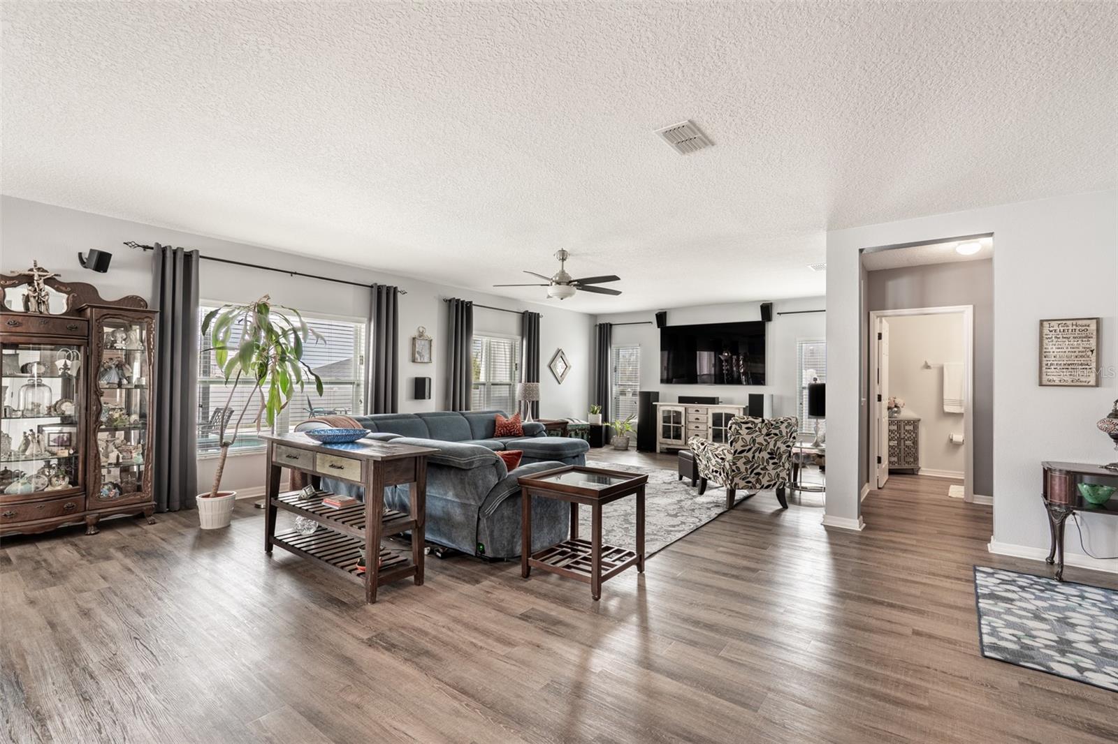 Image 22 of 50 For 9902 Lenox Street