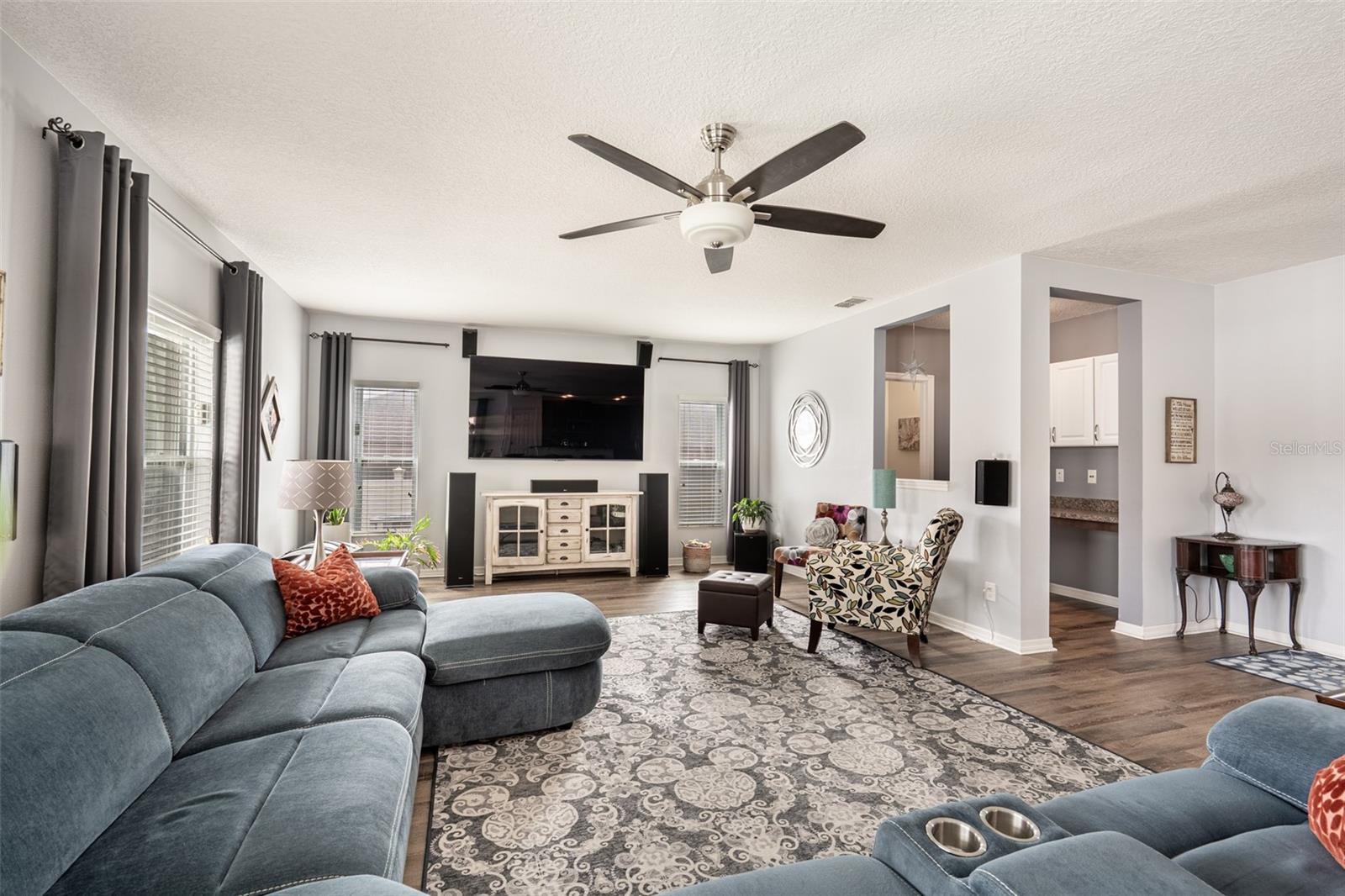 Image 26 of 50 For 9902 Lenox Street