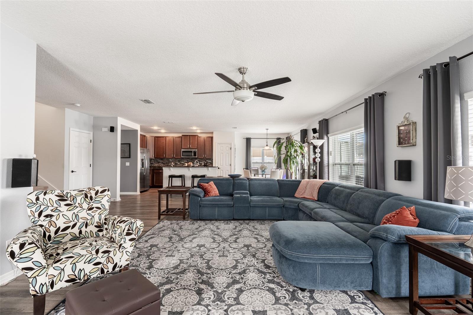 Image 29 of 50 For 9902 Lenox Street