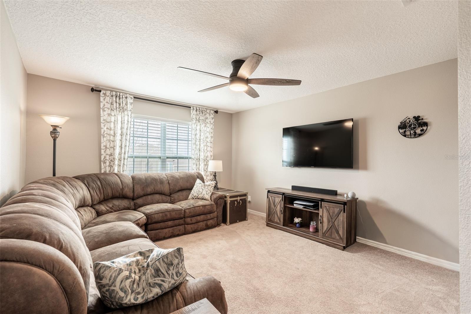 Image 32 of 50 For 9902 Lenox Street