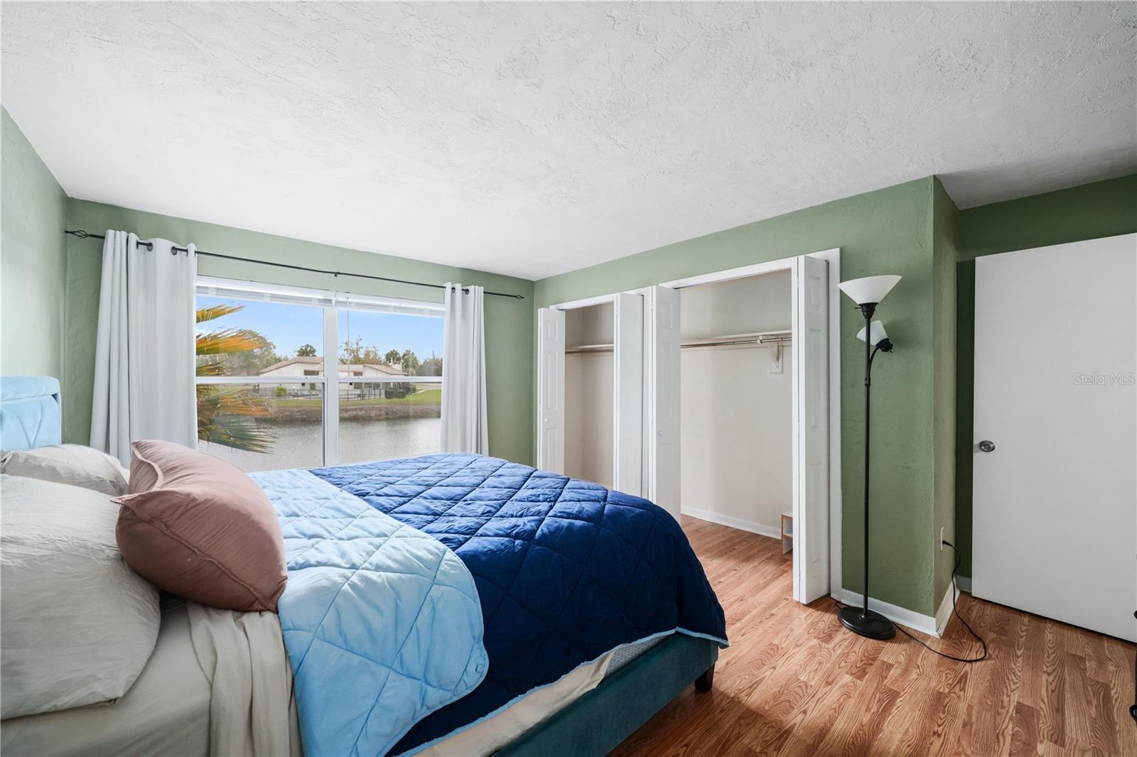 Image 25 of 34 For 17203 Sandalwood Drive 17203