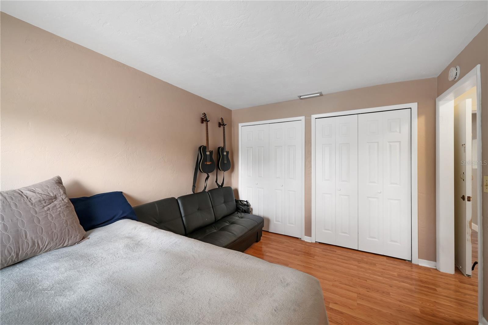 Image 31 of 34 For 17203 Sandalwood Drive 17203