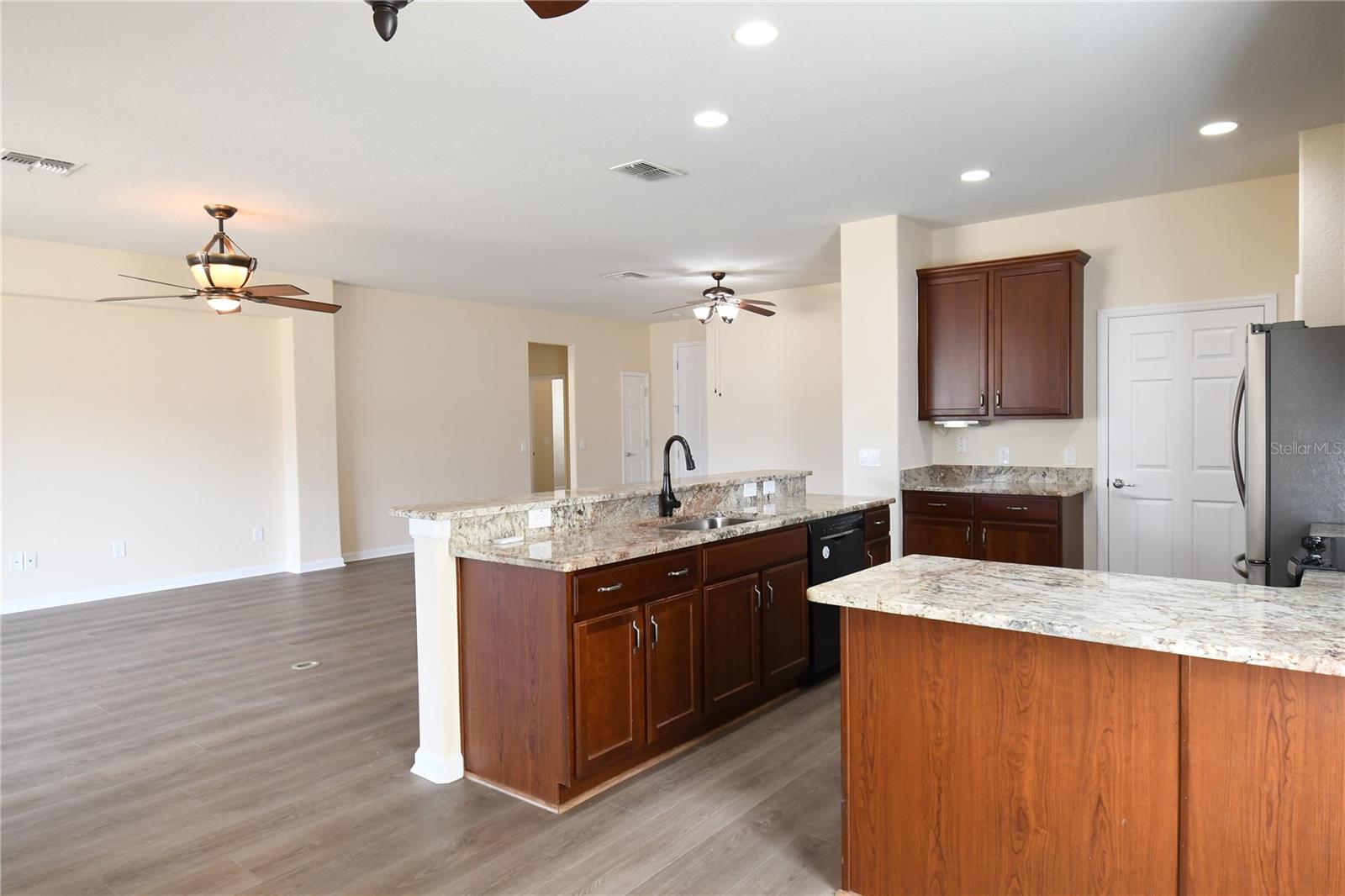 Image 7 of 28 For 6942 94th Court