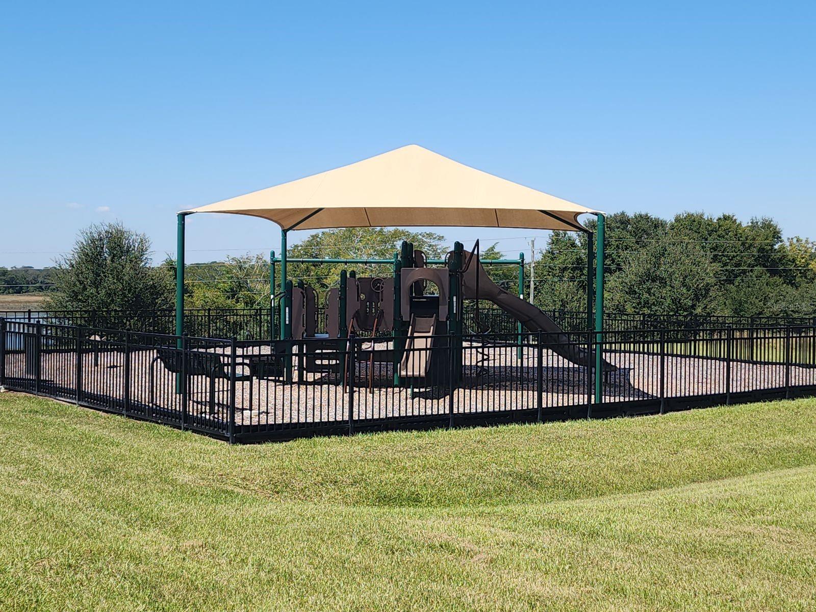 Image 10 of 16 For 309 Irving Bend Drive