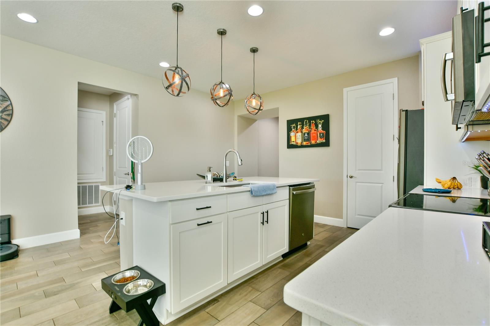 Image 4 of 16 For 309 Irving Bend Drive