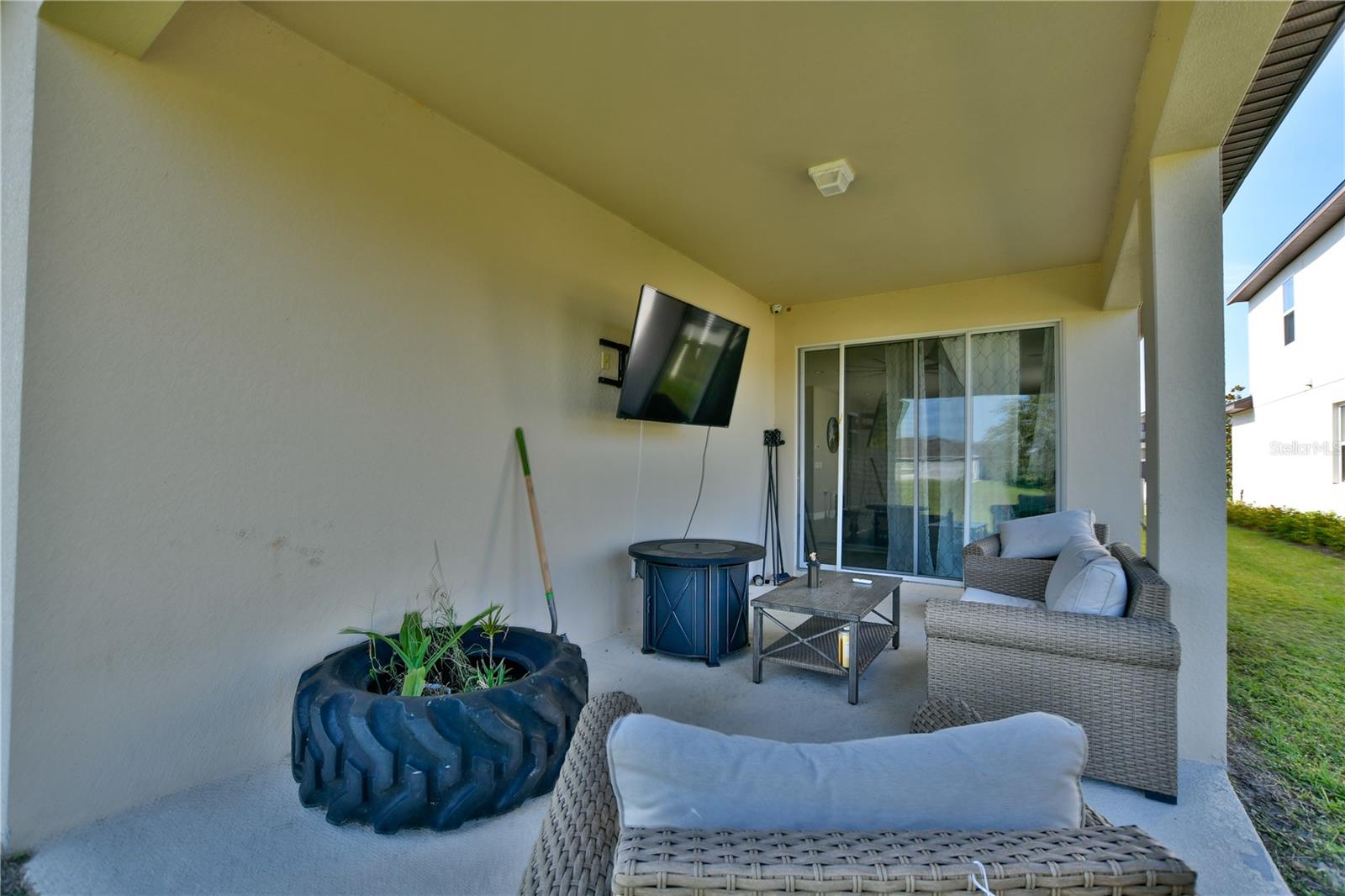 Image 7 of 16 For 309 Irving Bend Drive