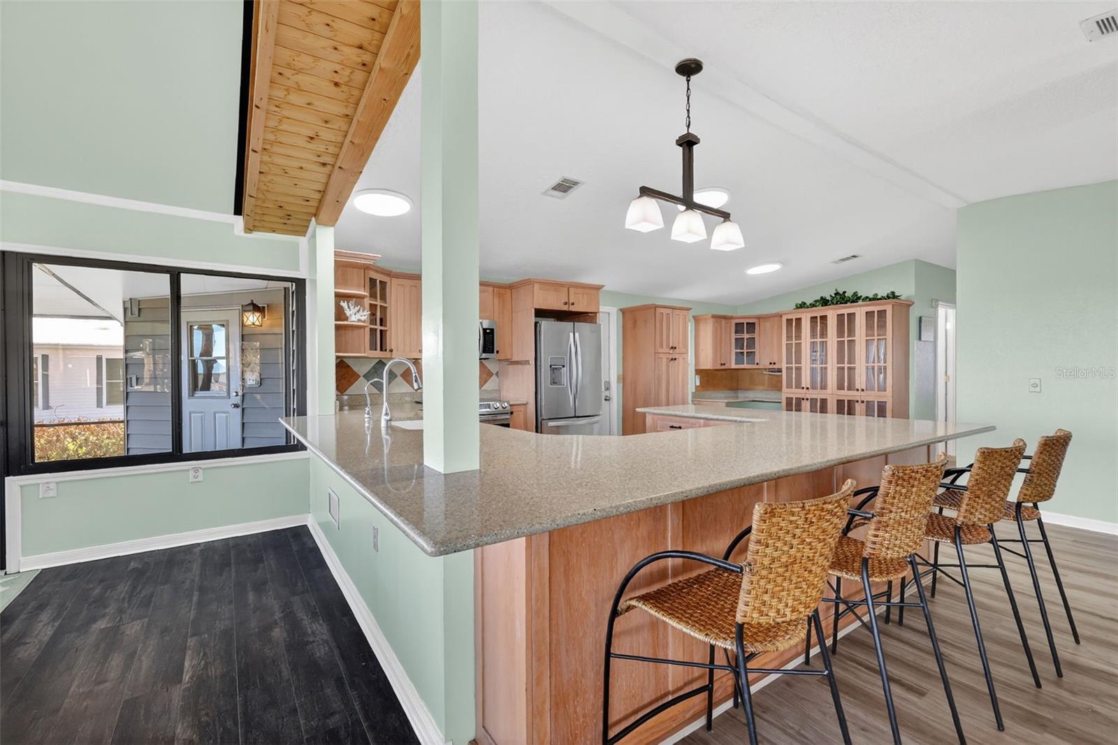 Image 15 of 47 For 38318 Langlois Place