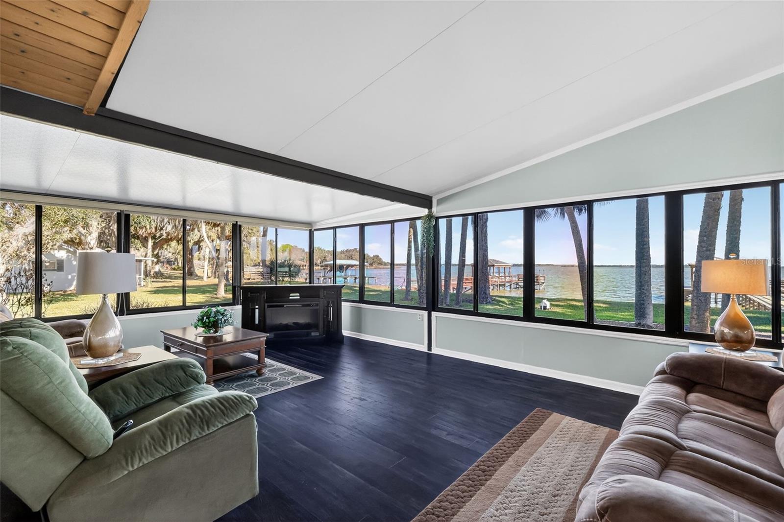 Image 18 of 47 For 38318 Langlois Place