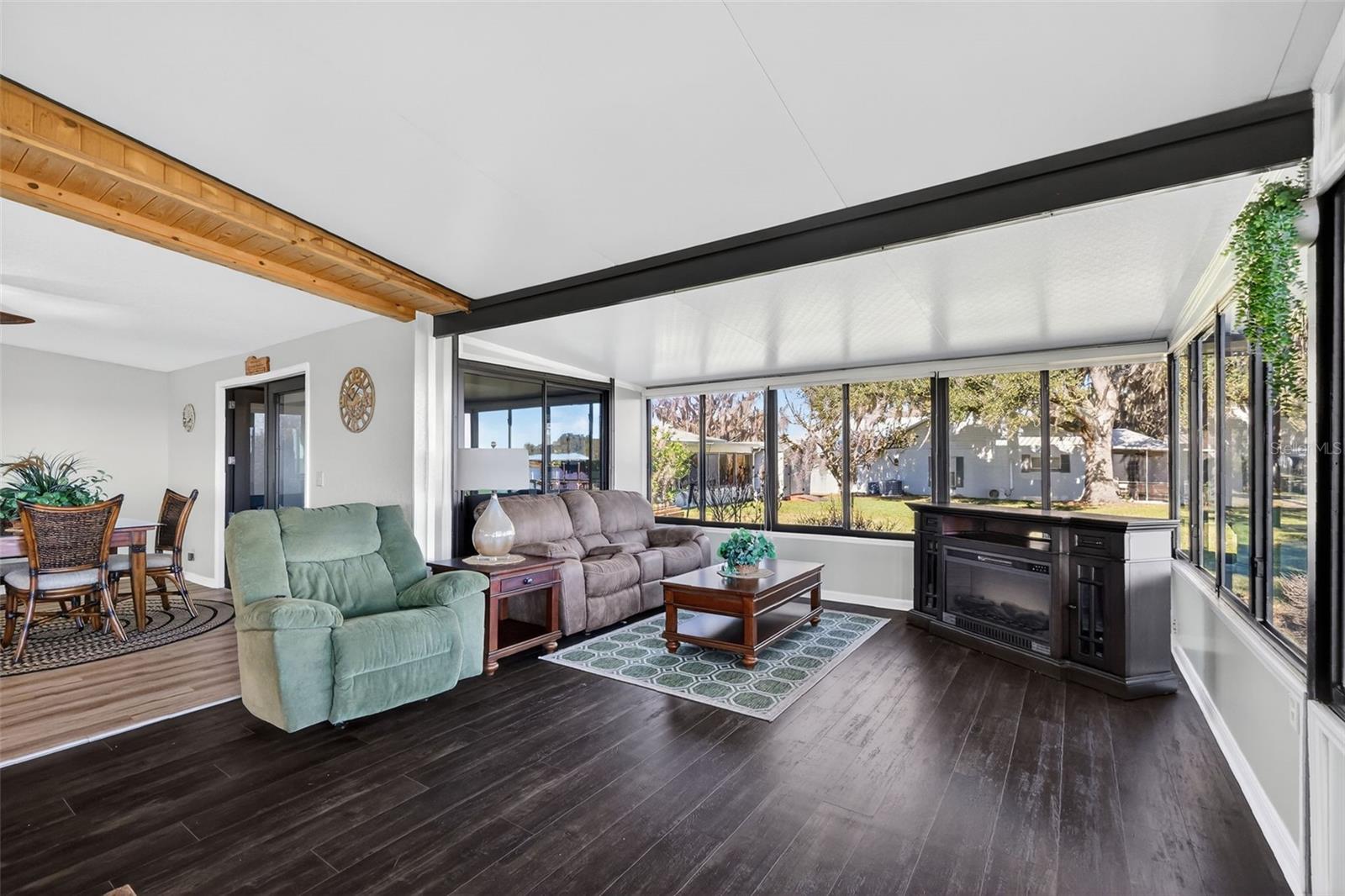 Image 19 of 47 For 38318 Langlois Place