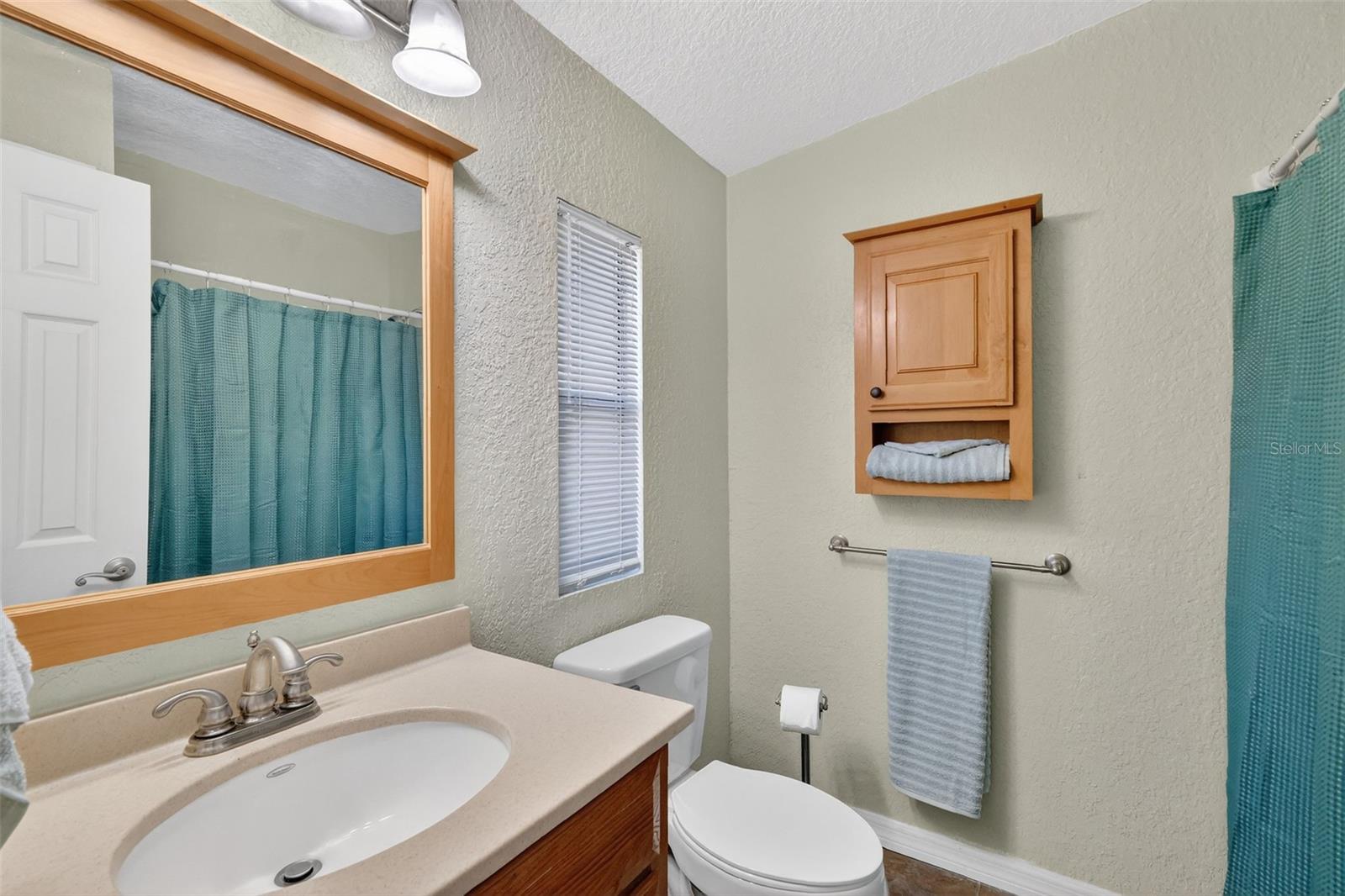 Image 23 of 47 For 38318 Langlois Place