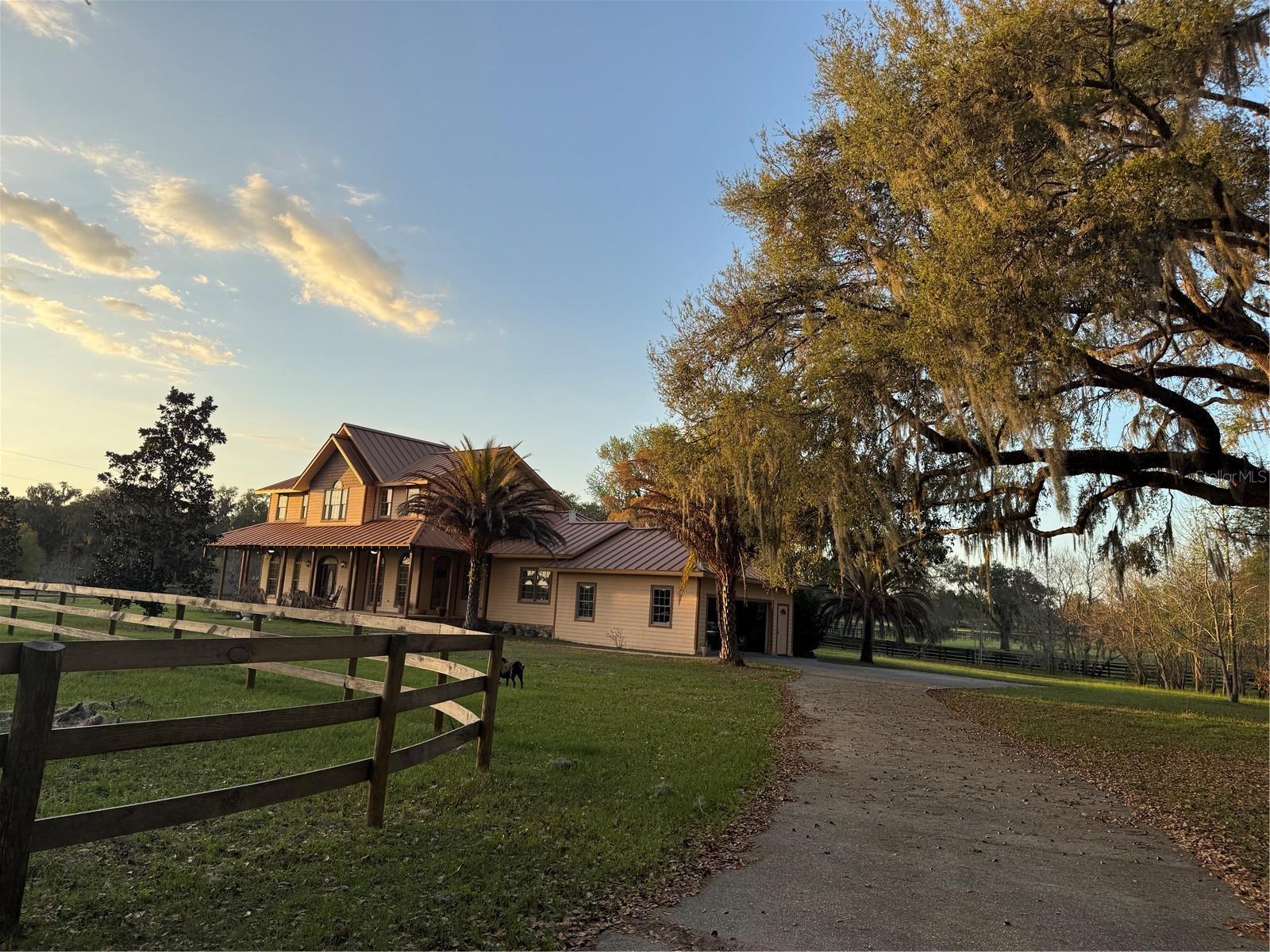 Image 3 of 68 For 10555 28th Place