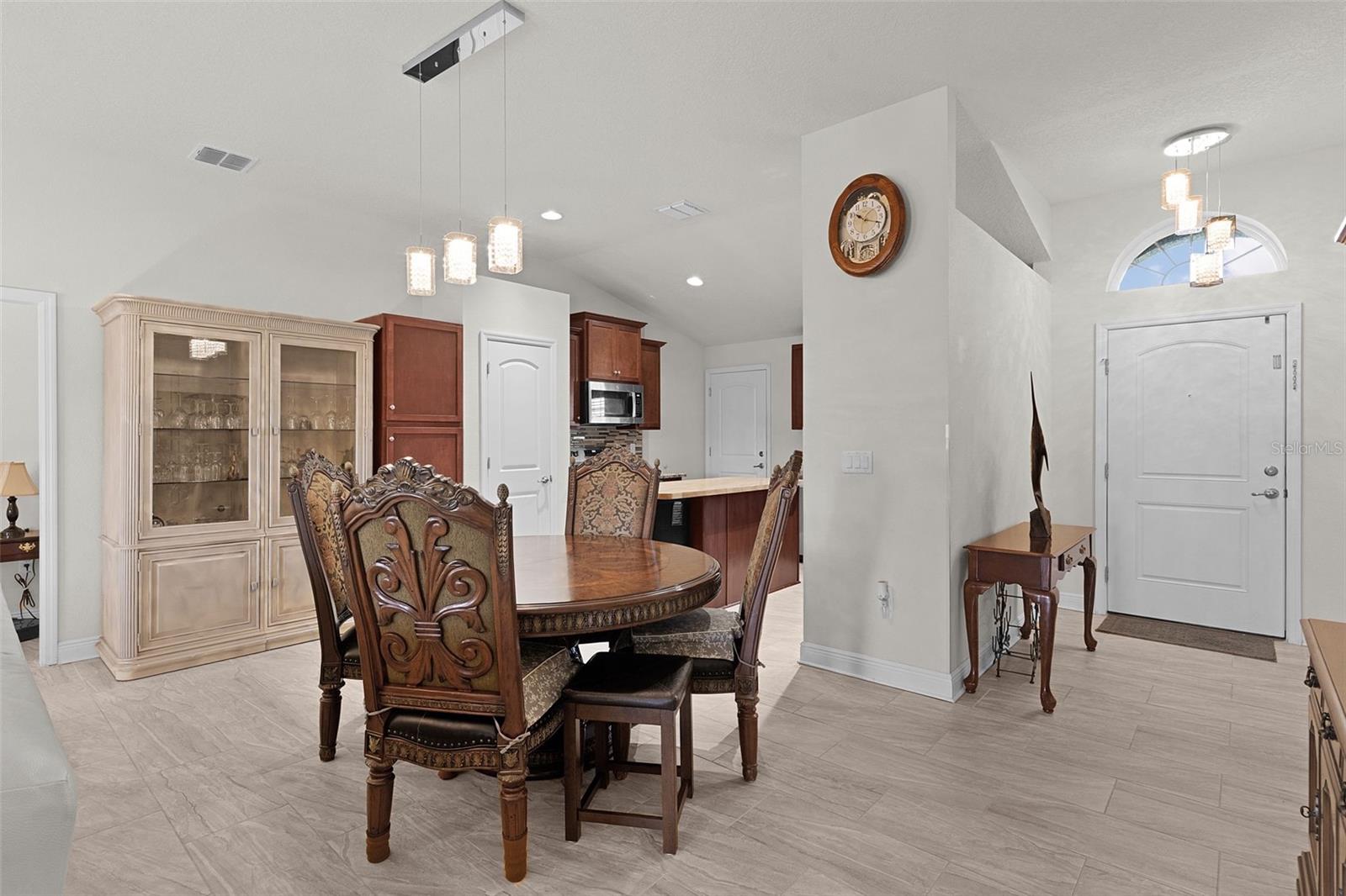 Image 11 of 28 For 403 Edith Drive