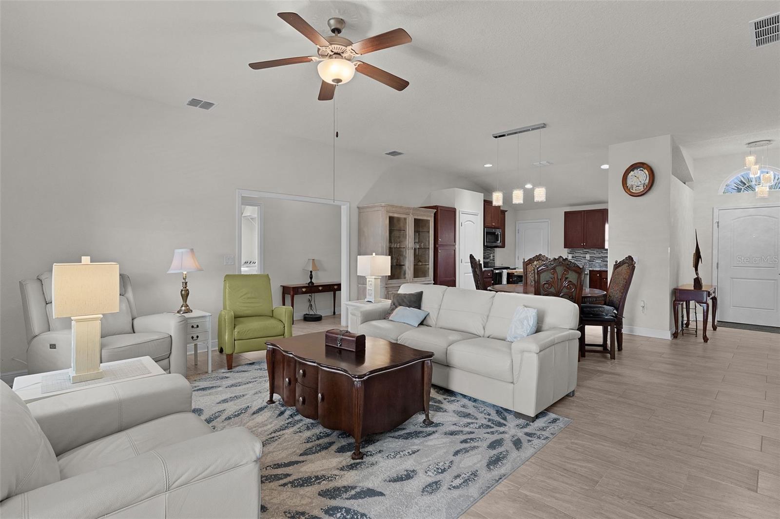 Image 5 of 28 For 403 Edith Drive