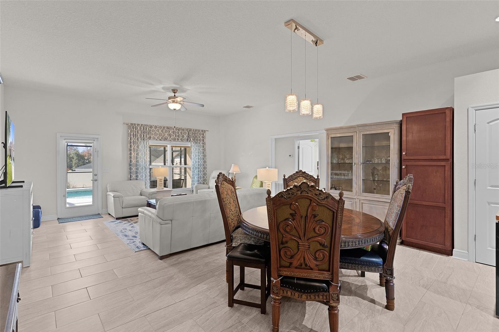 Image 7 of 28 For 403 Edith Drive