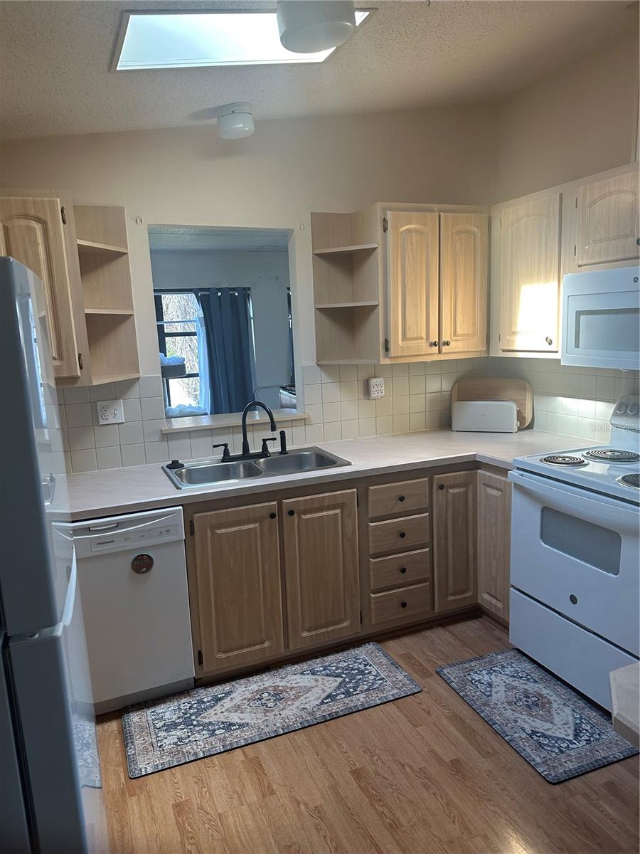 Image 4 of 19 For 1710 Lilly Lane