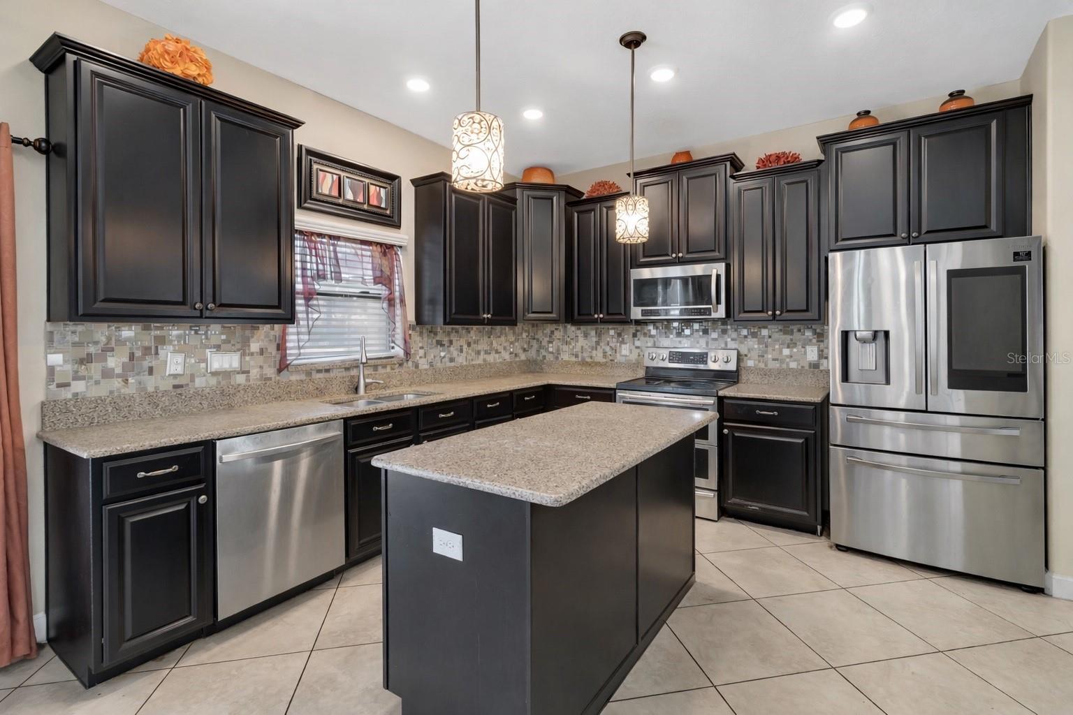 Listing photo id 9 for 1303 Sea Pines Way