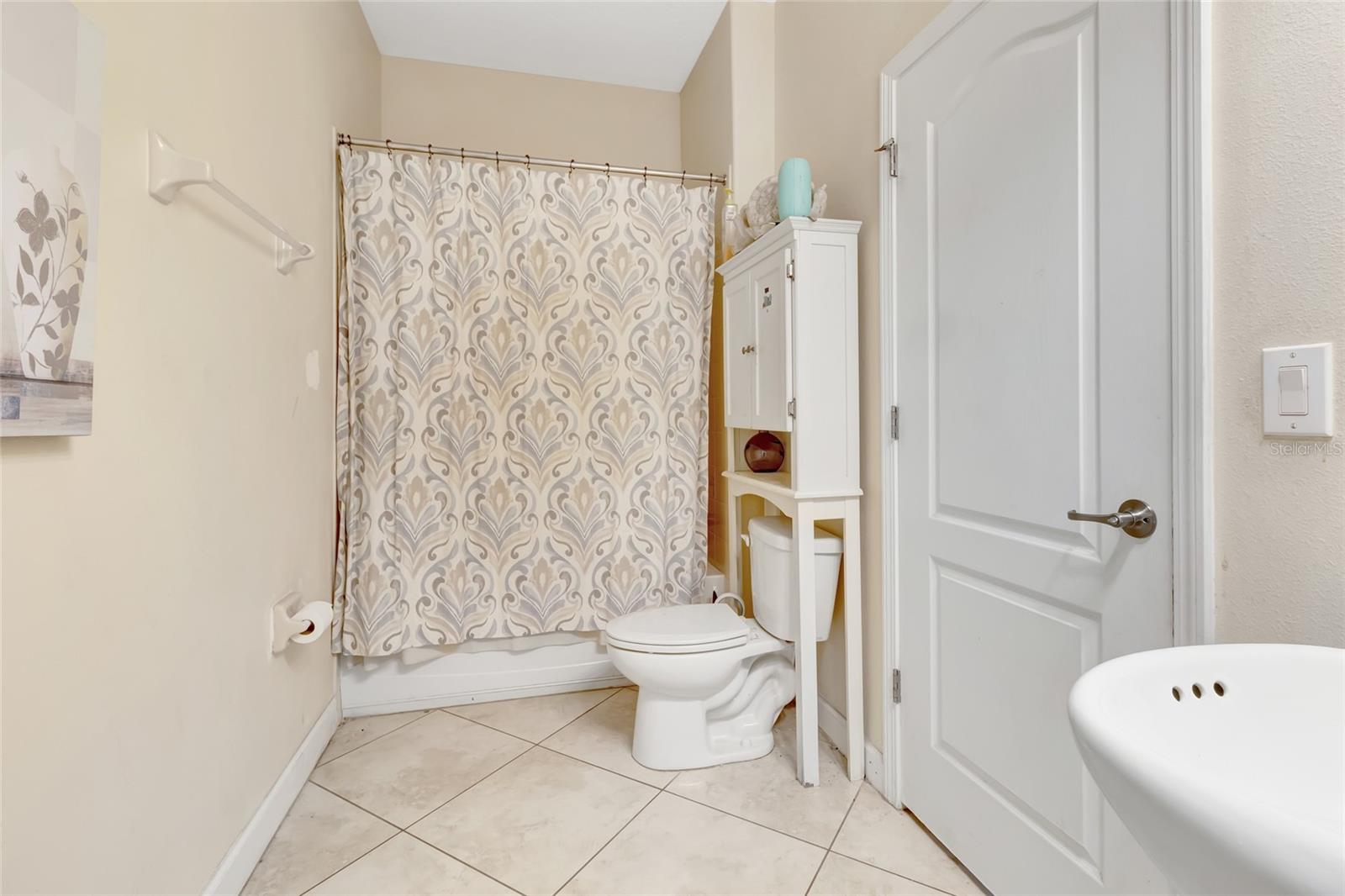 Listing photo id 18 for 1303 Sea Pines Way