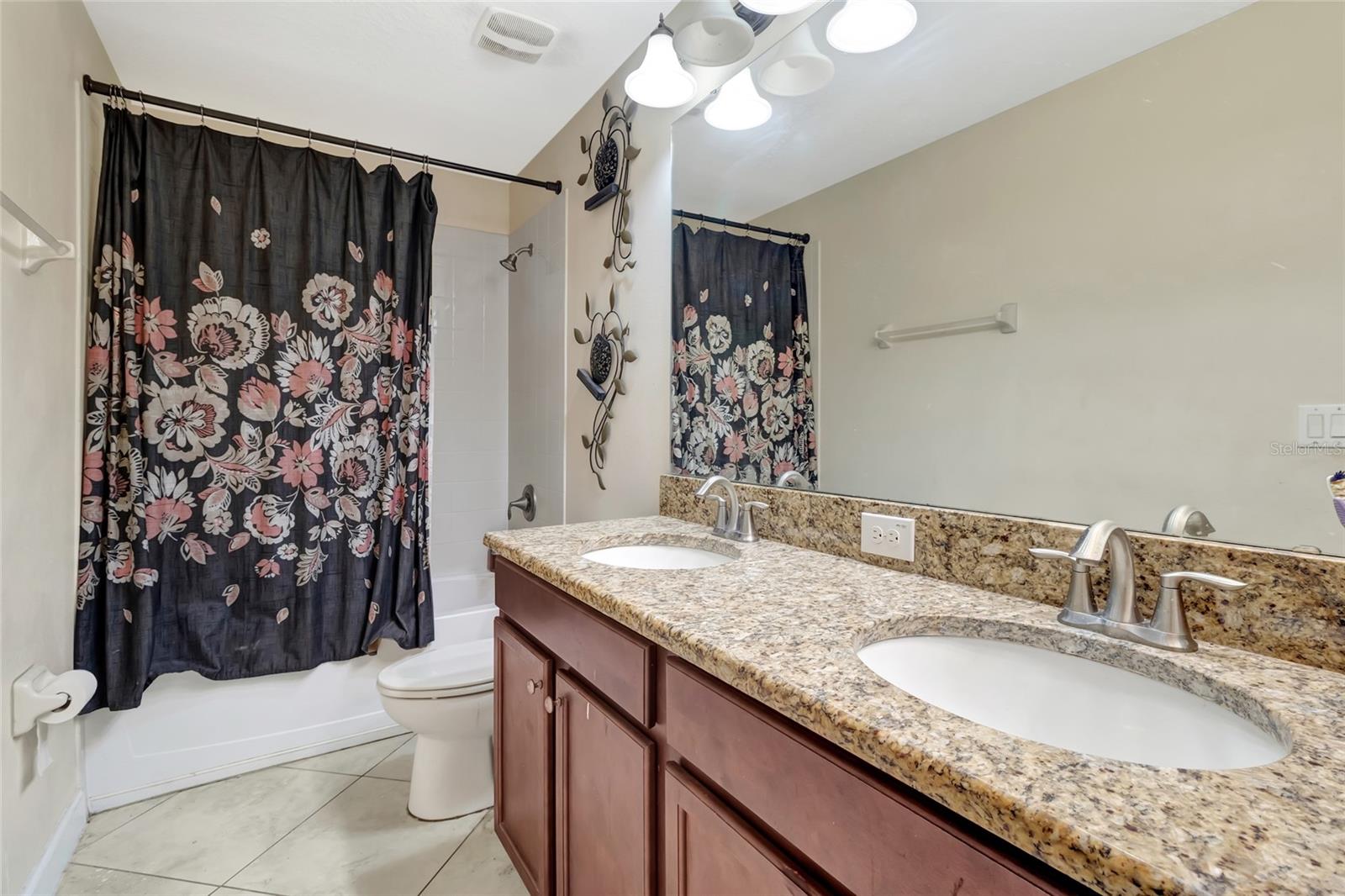 Listing photo id 32 for 1303 Sea Pines Way