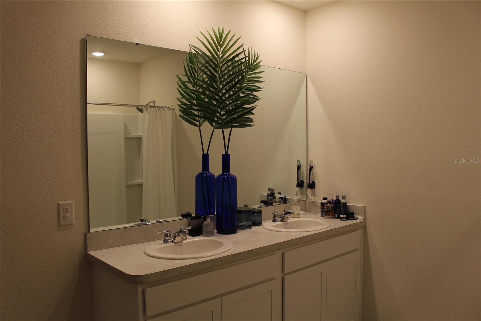 Image 23 of 32 For 2917 Canary Lane