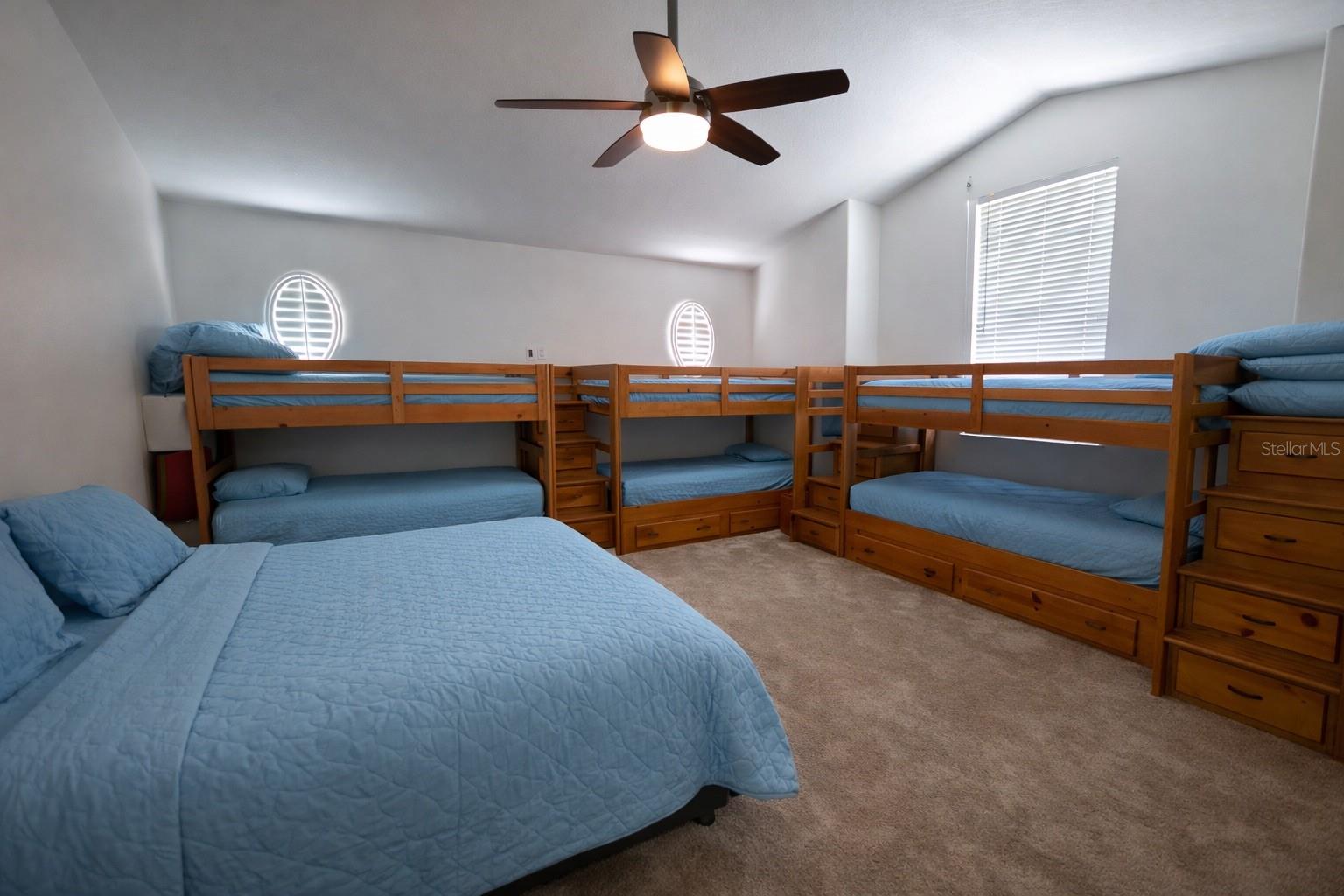 Image 21 of 49 For 9107 Phillips Grove Terrace