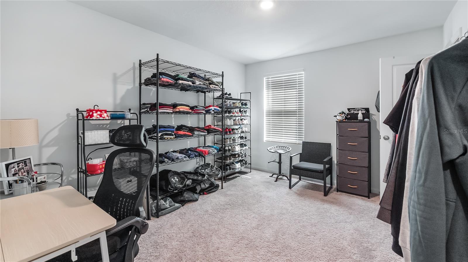 Listing photo id 19 for 8720 Sportsman Loop