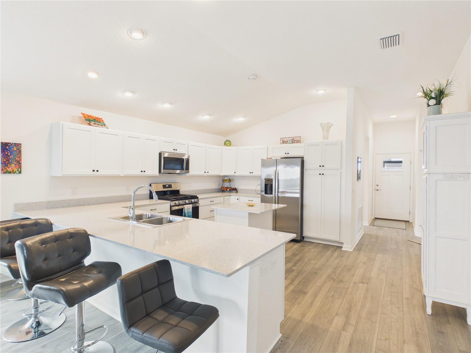 Image 19 of 40 For 7463 Tietjen Lane