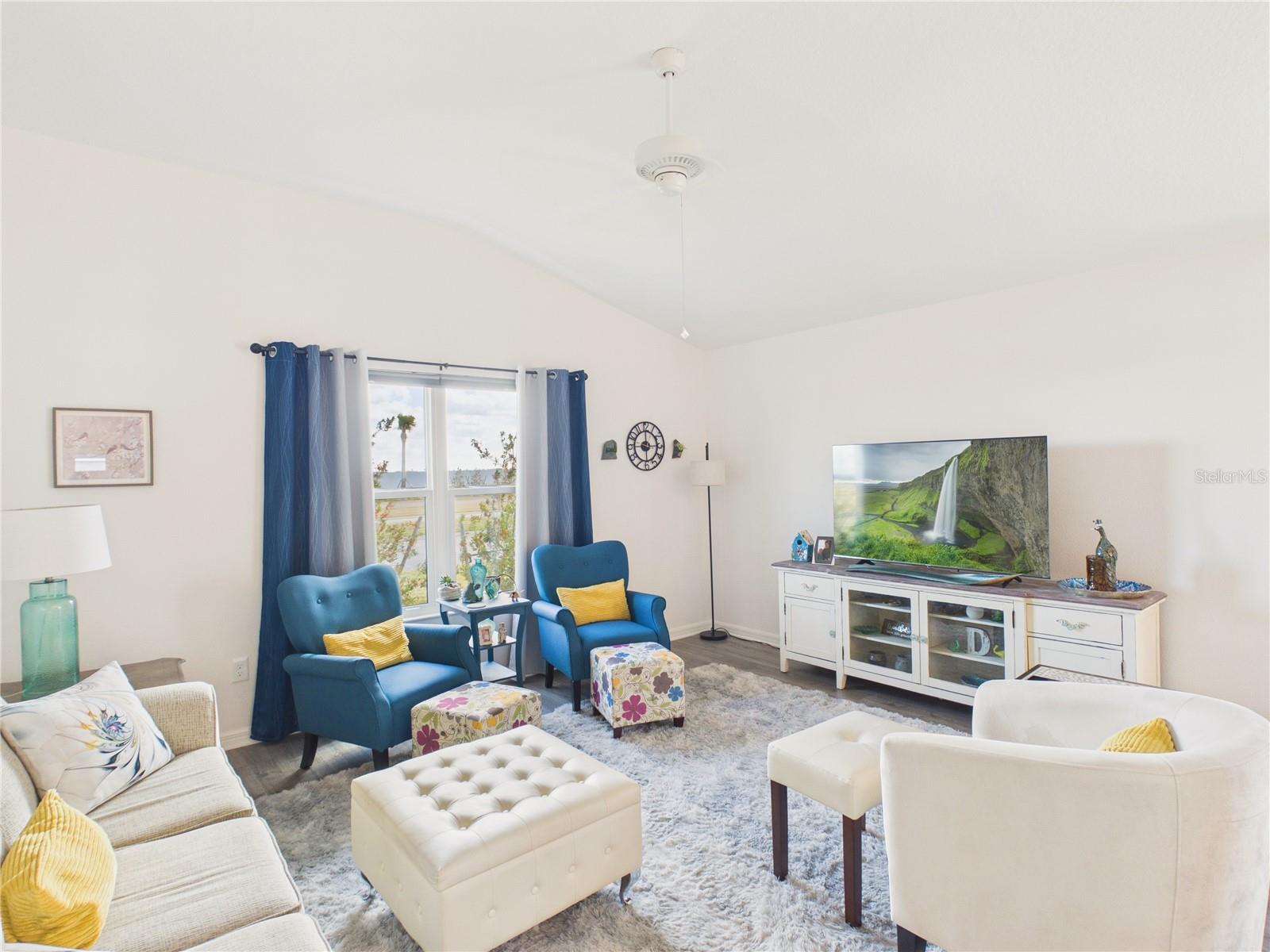 Image 26 of 40 For 7463 Tietjen Lane