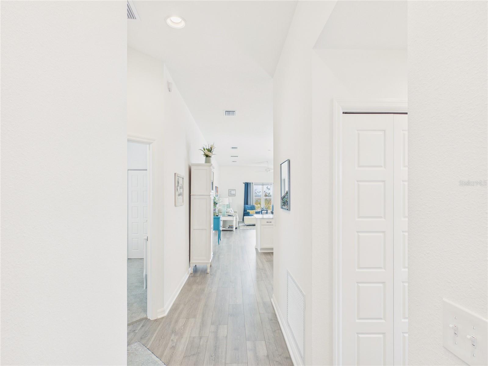 Image 9 of 40 For 7463 Tietjen Lane