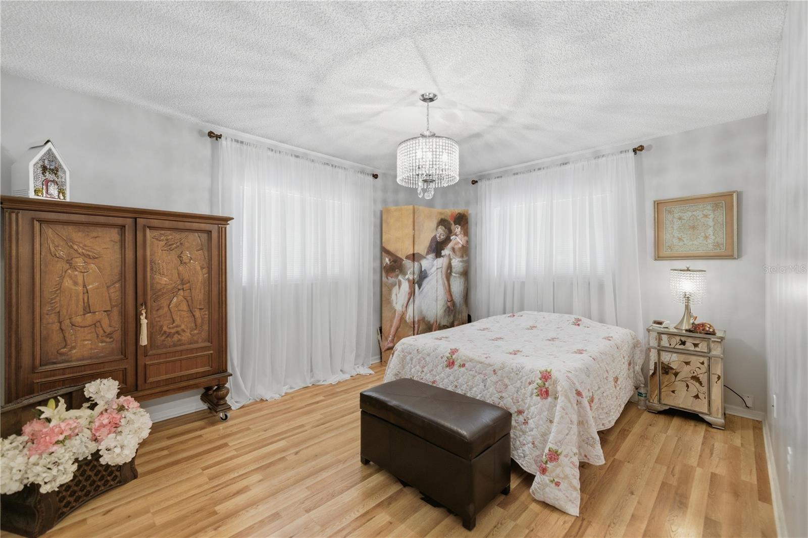 Image 31 of 49 For 10689 174th Loop