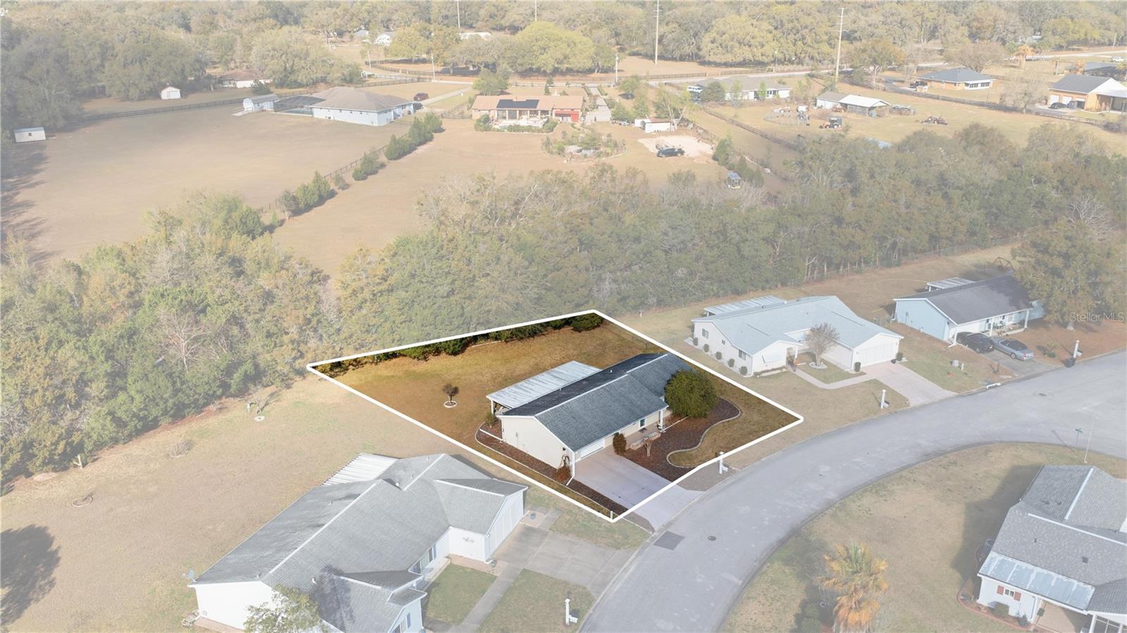 Image 6 of 49 For 10689 174th Loop