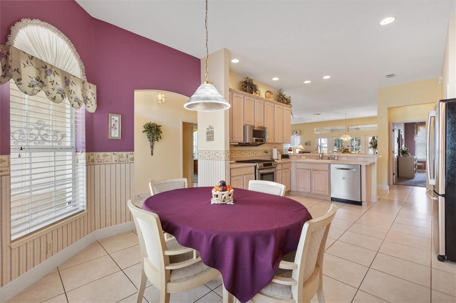 Image 12 of 39 For 17648 88th Covington Circle