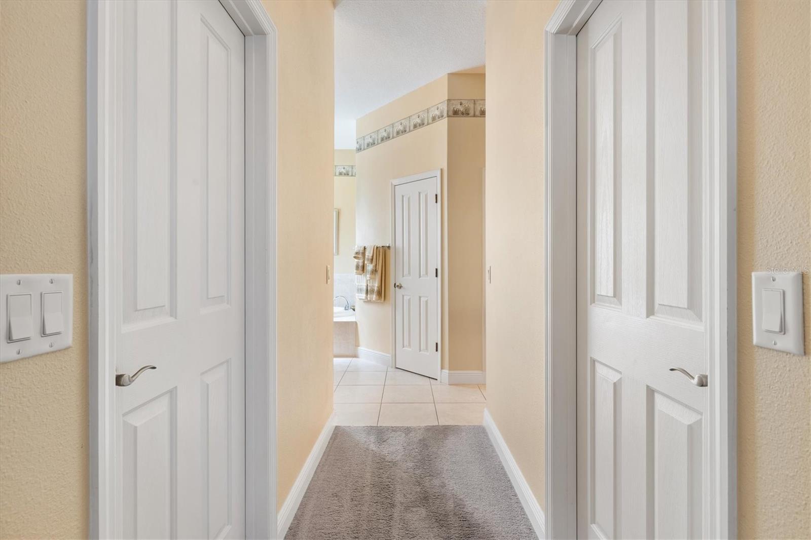 Image 21 of 39 For 17648 88th Covington Circle