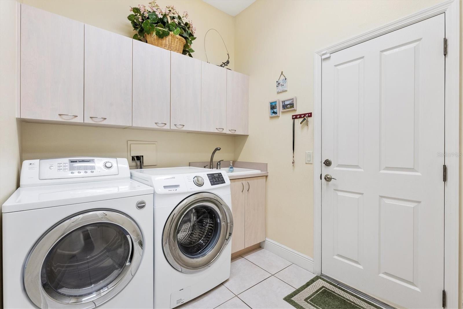 Image 30 of 39 For 17648 88th Covington Circle