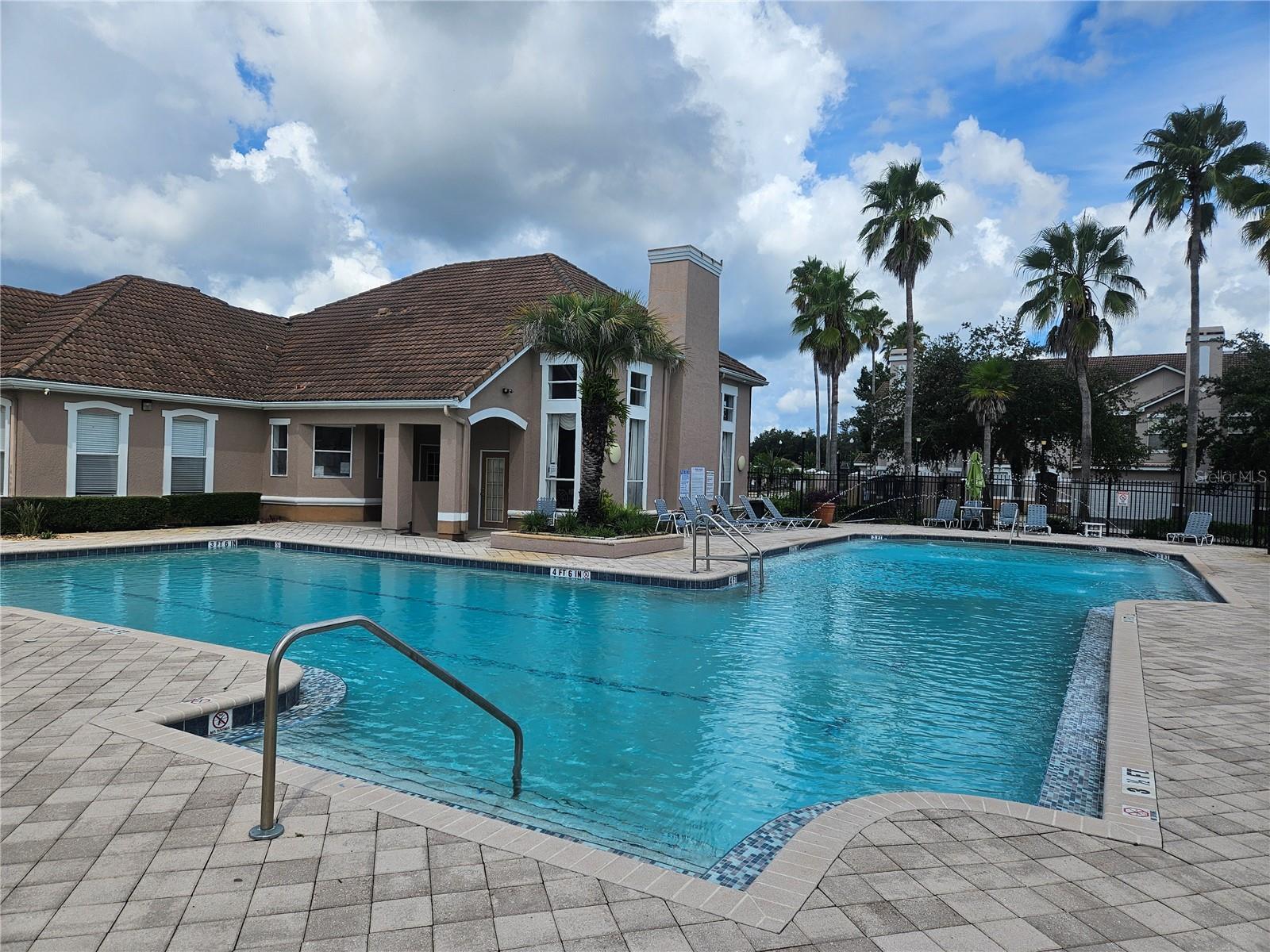 Image 27 of 30 For 17962 Villa Creek Drive 17962