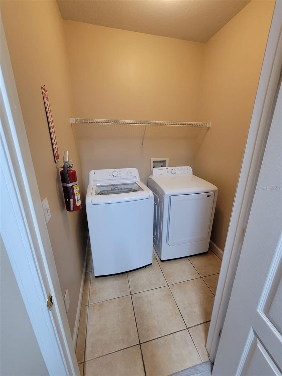 Image 5 of 30 For 17962 Villa Creek Drive 17962