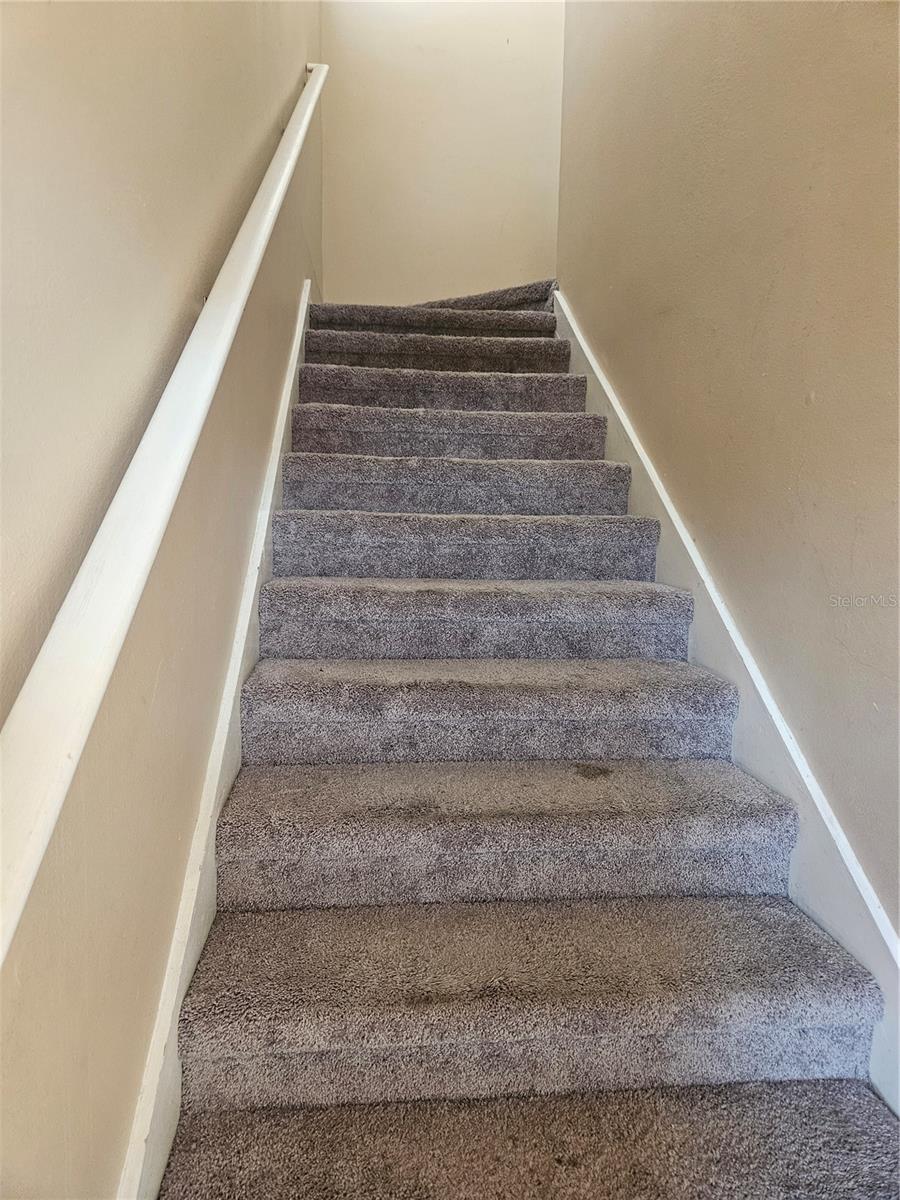 Image 6 of 30 For 17962 Villa Creek Drive 17962