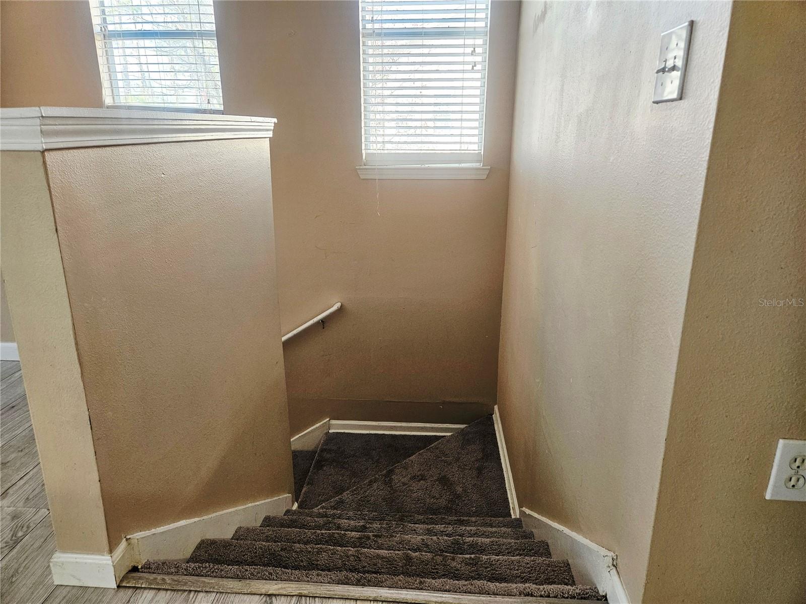 Image 7 of 30 For 17962 Villa Creek Drive 17962