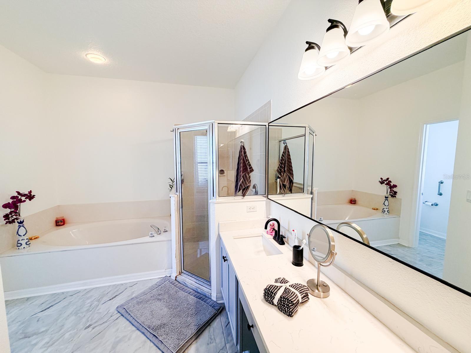 Image 11 of 24 For 3837 Fallscrest Circle